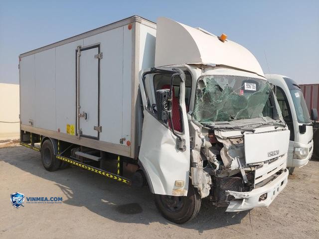 2017 ISUZU NPR — Lot 90567155 auction photo