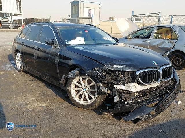 2023 BMW 520 — Lot 93794035 auction photo