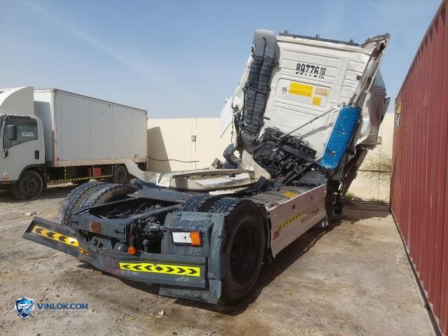Auction photo