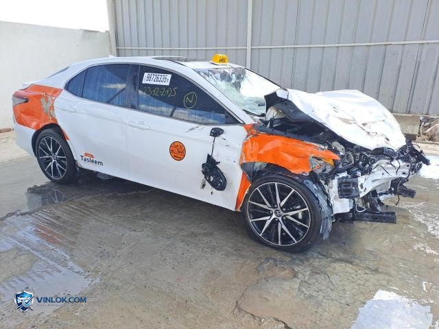 Auction photo