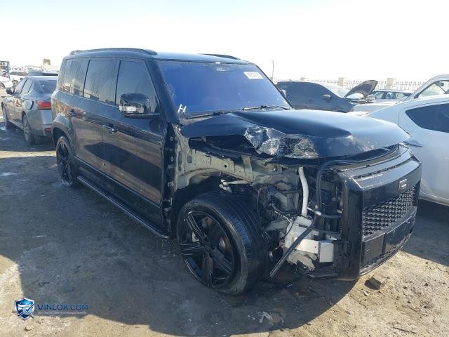 Auction photo