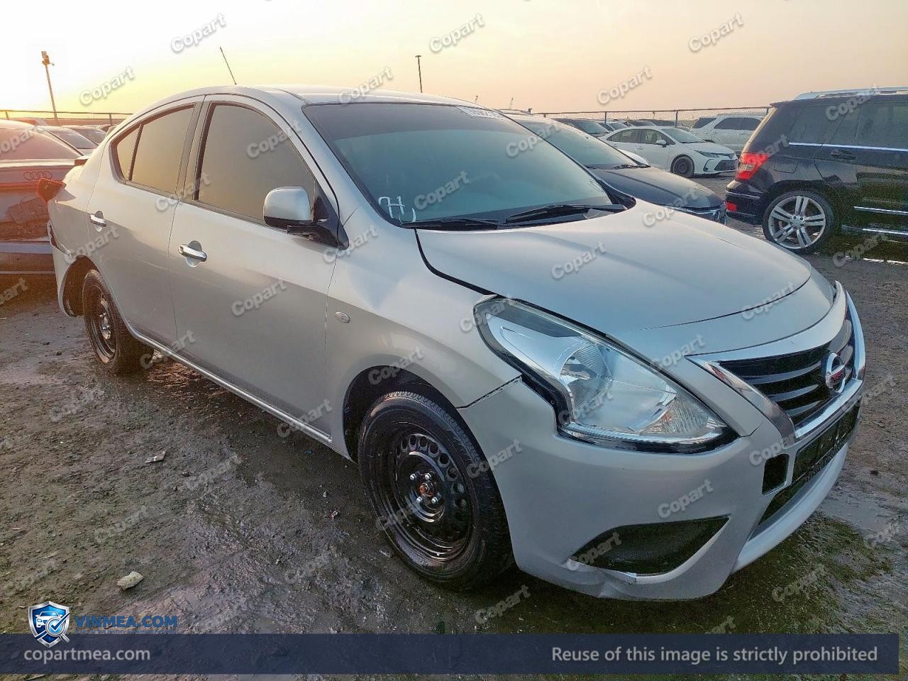 Auction photo
